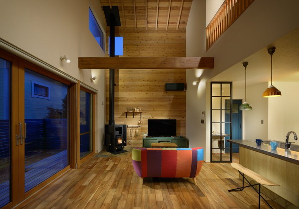 ログハウスを思わせるナチュラルテイストの家の施工事例イメージ画像